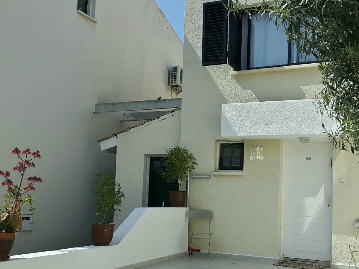 Kermia Beach Apartment Larnaca Exterior foto